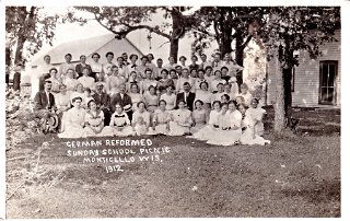 German Reformed Sunday School Picnic, Monticello, Wis. 1912.